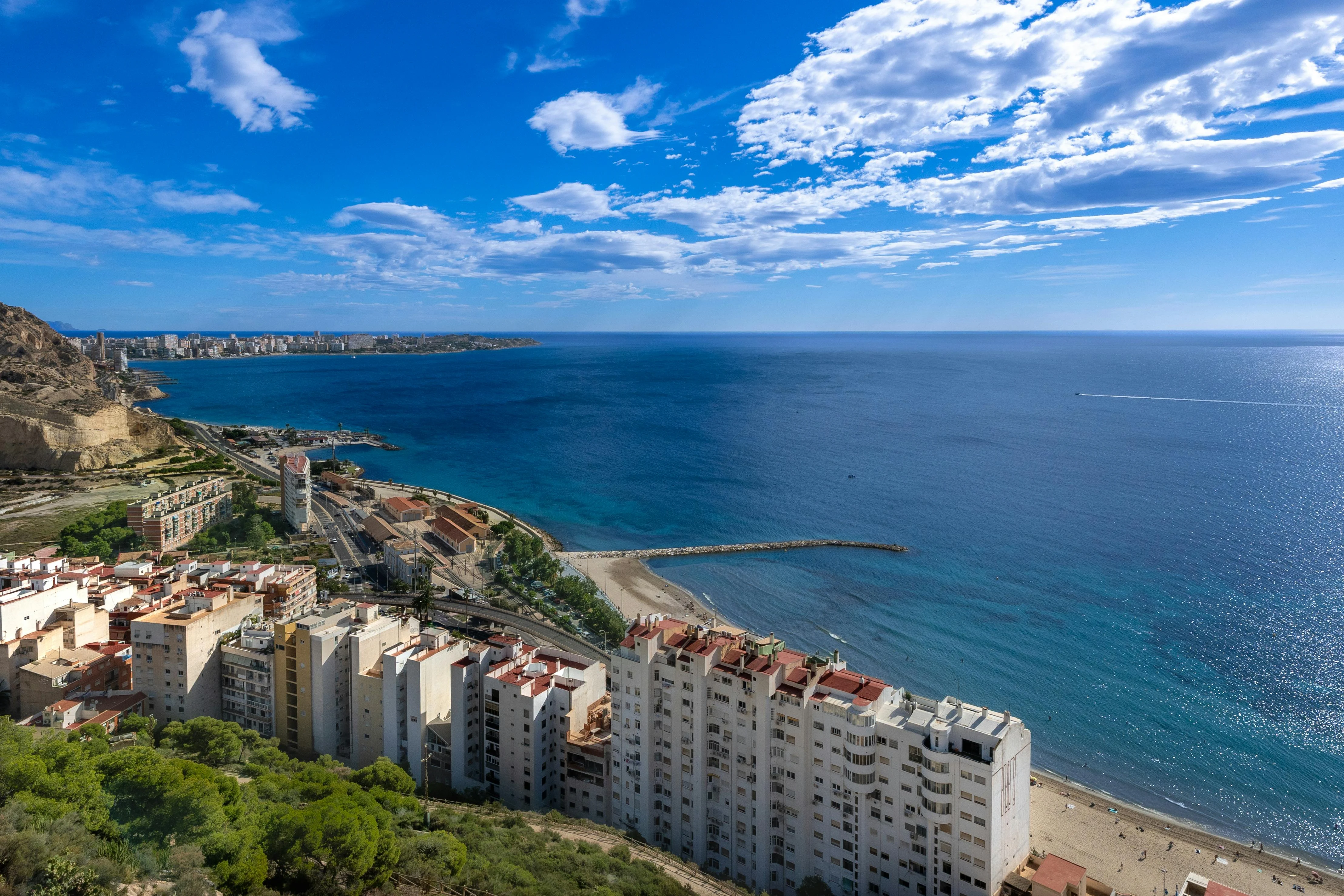 Alicante Spanyol Lakasarak 2026